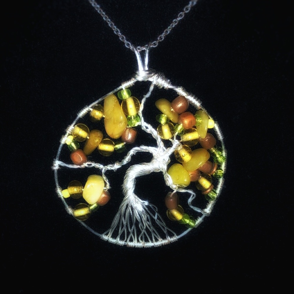 *NFS* Beaded Tree Of Life Necklace 🌿